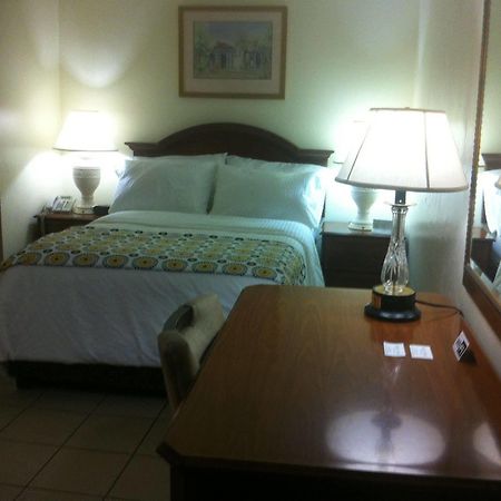 Micro Hotel Condo Suites Santo Domingo Bagian luar foto