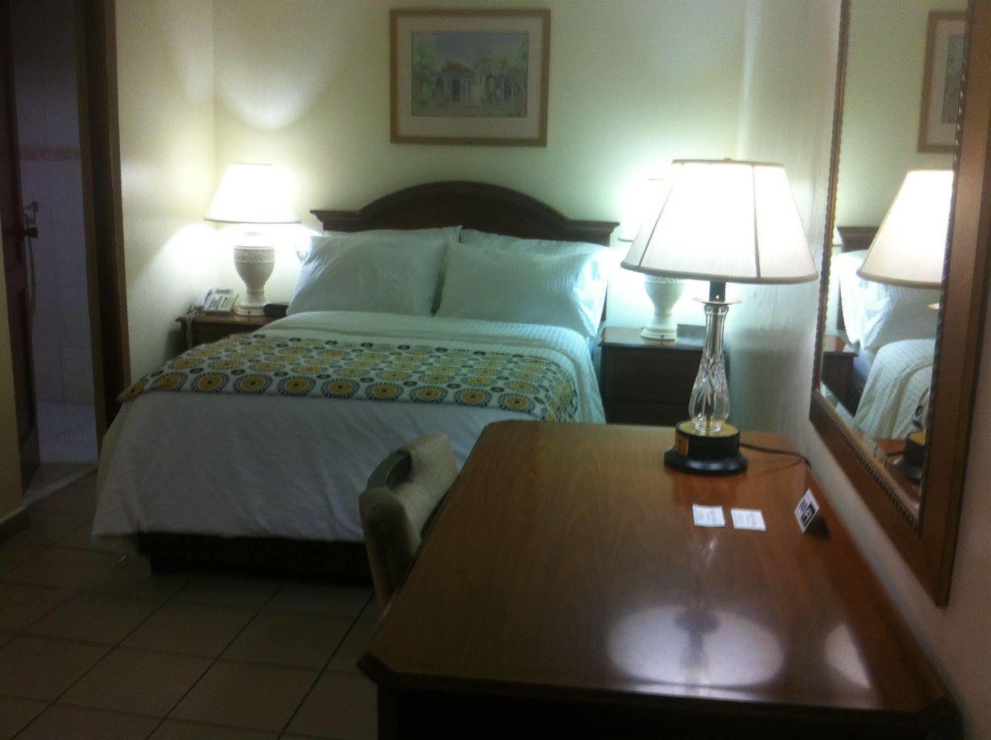 Micro Hotel Condo Suites Santo Domingo Bagian luar foto